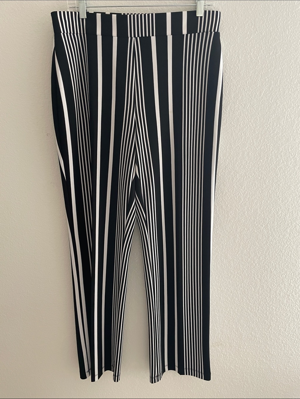 New York & Company Black and White Vertical Stripe Straight Leg Pants